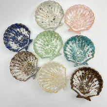 Load image into Gallery viewer, Orgonite | Shell Dish | 110mm