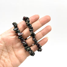 Load image into Gallery viewer, Crystal Chip Bracelets