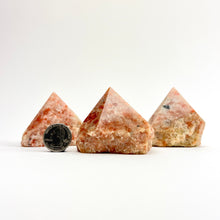 Load image into Gallery viewer, Sunstone | Power Point | 45-55mm | India