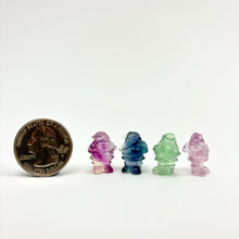 Load image into Gallery viewer, Fluorite | Mini Santa Carving | 15-20mm