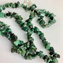 Load image into Gallery viewer, Gemstone Chip Choker 18" w/ Lobster Clasp | India