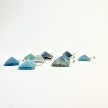 Load image into Gallery viewer, *Pyramid Pendants | 20-25mm | Brazil