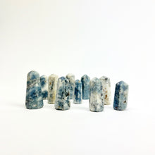 Load image into Gallery viewer, Standing Tapered Mini Points | 20-35mm | Brazil