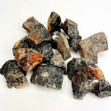 Load image into Gallery viewer, Black Onyx | Rough | 30-50mm | 1 lb