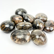 Load image into Gallery viewer, Black Moonstone | Palmstone | 45-55 mm | Madagascar