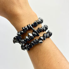 Load image into Gallery viewer, Shungite | Tumbled Stretch Bracelet | 7-10mm | Russia