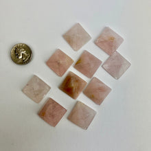 Load image into Gallery viewer, *Rose Quartz | Pyramid | 25-30mm