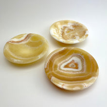 Load image into Gallery viewer, Onyx Bowl | Morocco | 120mm