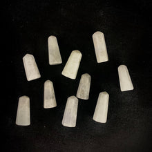 Load image into Gallery viewer, Standing Tapered Mini Points | 20-35mm | Brazil