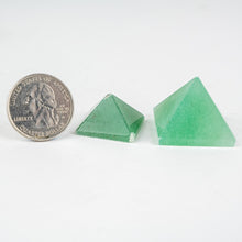 Load image into Gallery viewer, Green Aventurine | Pyramid
