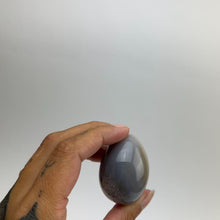Load and play video in Gallery viewer, Agate Egg | 45mm | Brazil
