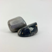 Load image into Gallery viewer, Tumbled Sapphire 50-60 gram Bag
