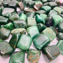 Load image into Gallery viewer, Green Jade | Kilo | 10-20mm
