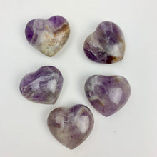 Load image into Gallery viewer, Amethyst Heart | 30-40mm | Madagascar
