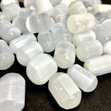 Load image into Gallery viewer, Selenite Tumbled | 50 pieces | Morocco
