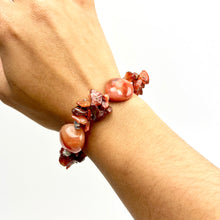 Load image into Gallery viewer, Carnelian | Chunky Stretch Bracelet
