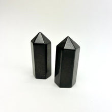 Load image into Gallery viewer, Shungite Standing Points | 50-70mm
