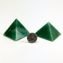 Load image into Gallery viewer, Green Aventurine | Pyramid | 70-80mm| Brazil
