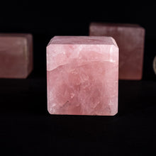 Load image into Gallery viewer, Cube Rose quartz Brazil
