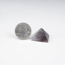 Load image into Gallery viewer, Auralite 23 | Pyramid | 25-35mm (pt to pt)
